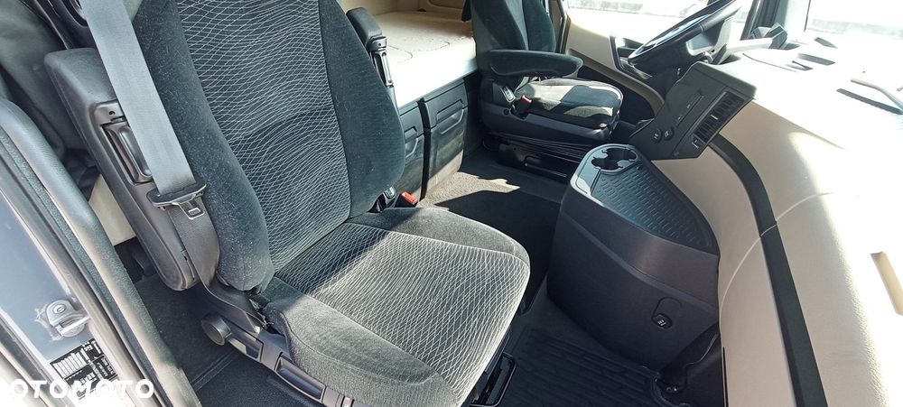 Mercedes-Benz Actros 2545 6x2 Chłodnia 22 palety - 15