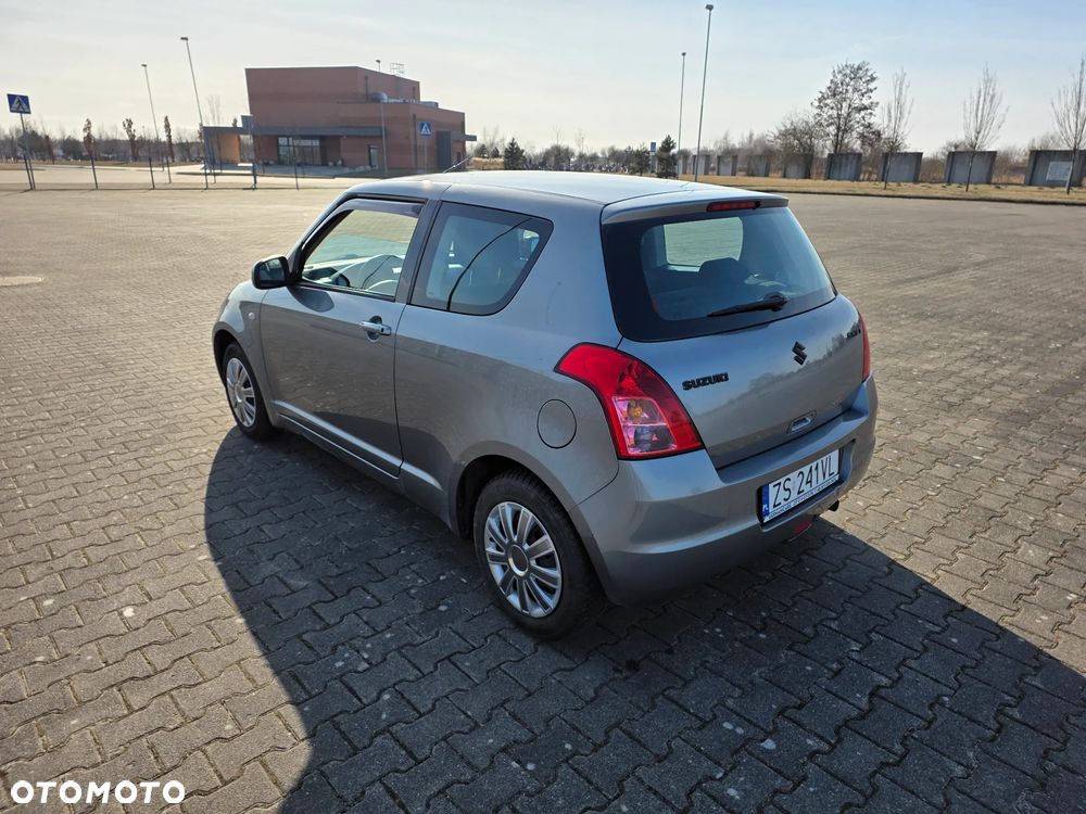 Suzuki Swift 1.3 Comfort - 3