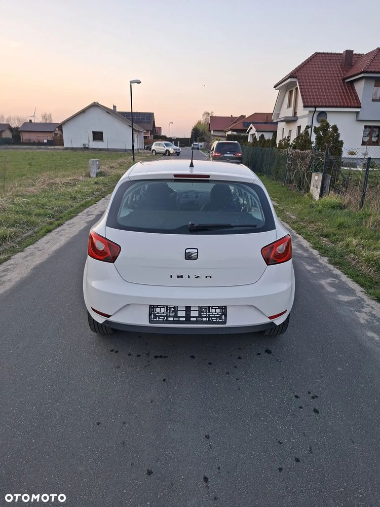 Seat Ibiza 1.4 16V Reference Salsa - 13