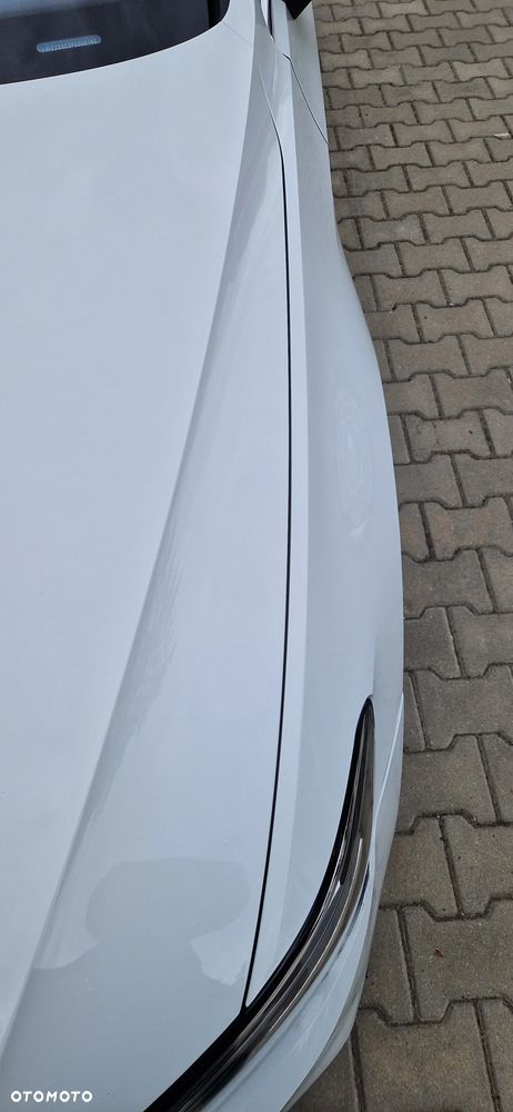 Volkswagen Passat 2.0 TDI SCR DSG Business - 28