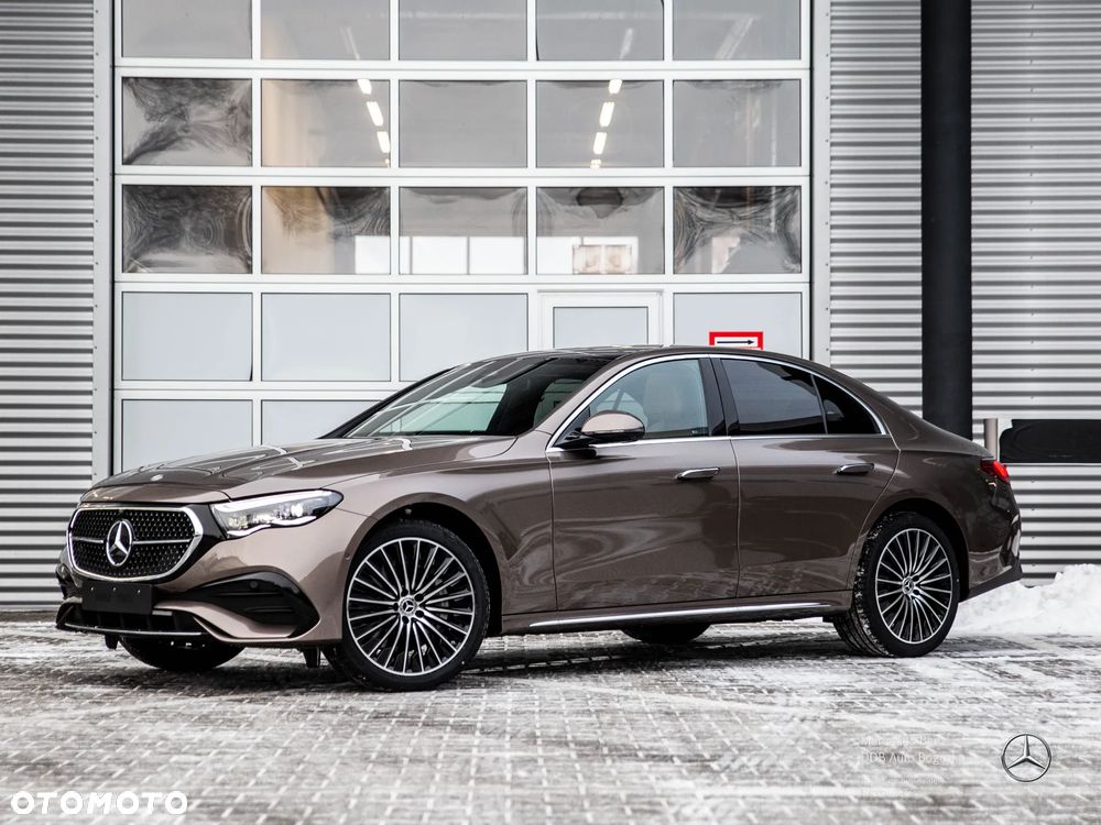 Mercedes-Benz Klasa E 200 mHEV 4-Matic AMG 9G-Tronic - 1