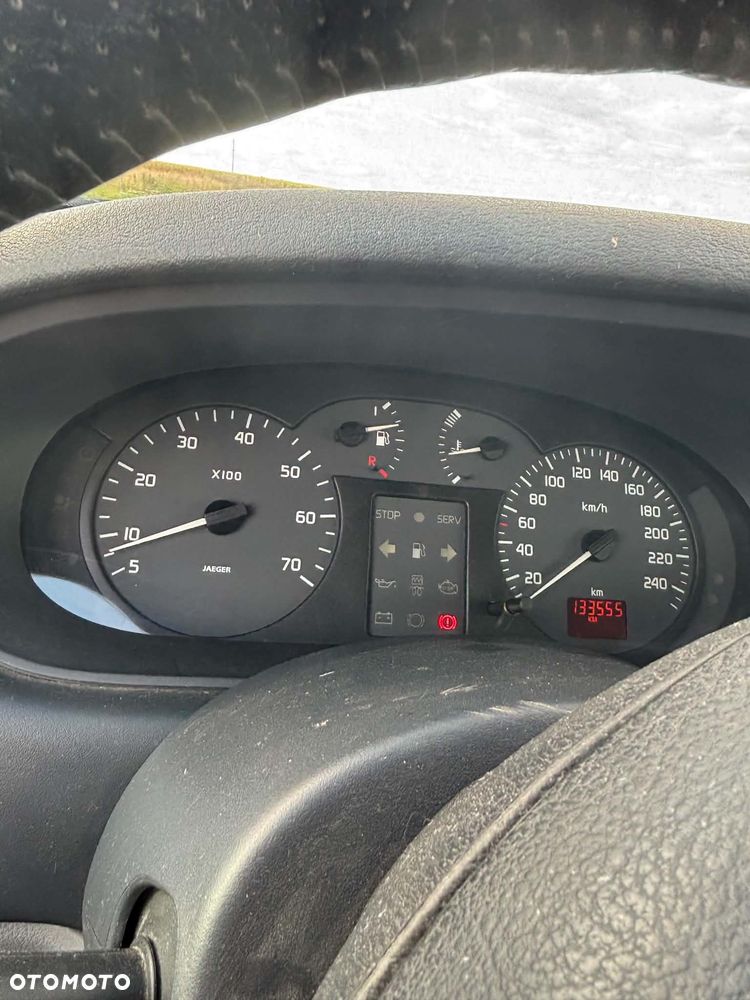 Renault Megane 1.6 - 9