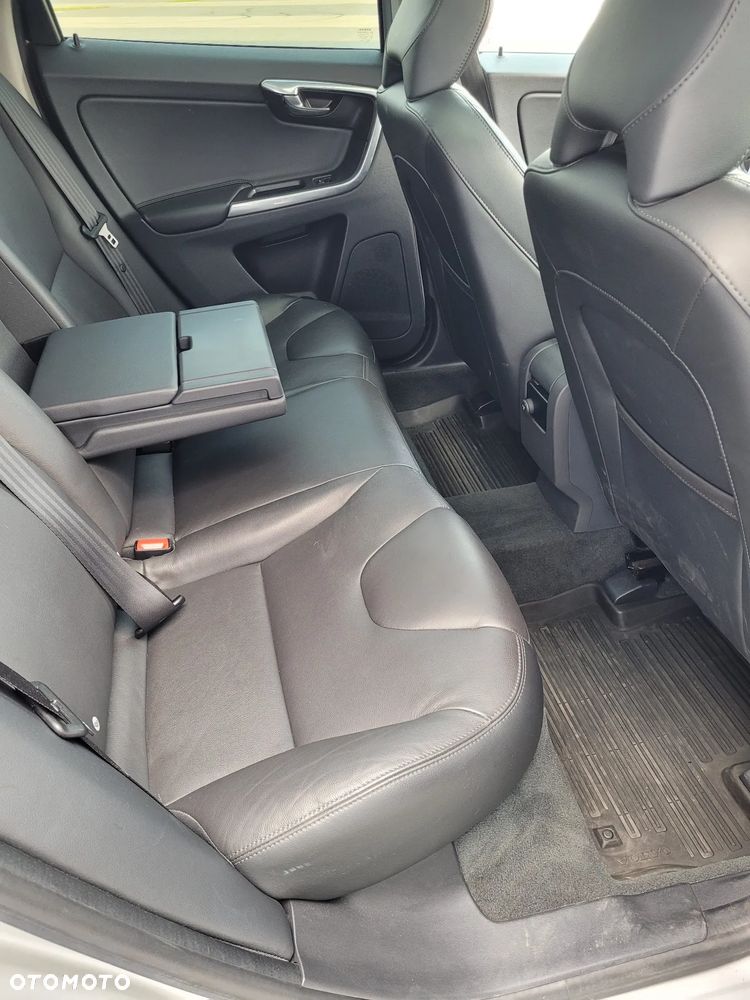 Volvo XC 60 T6 AWD Summum - 25