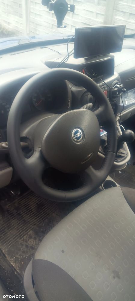 Fiat Doblo 1.9 JTD Family Premius - 5