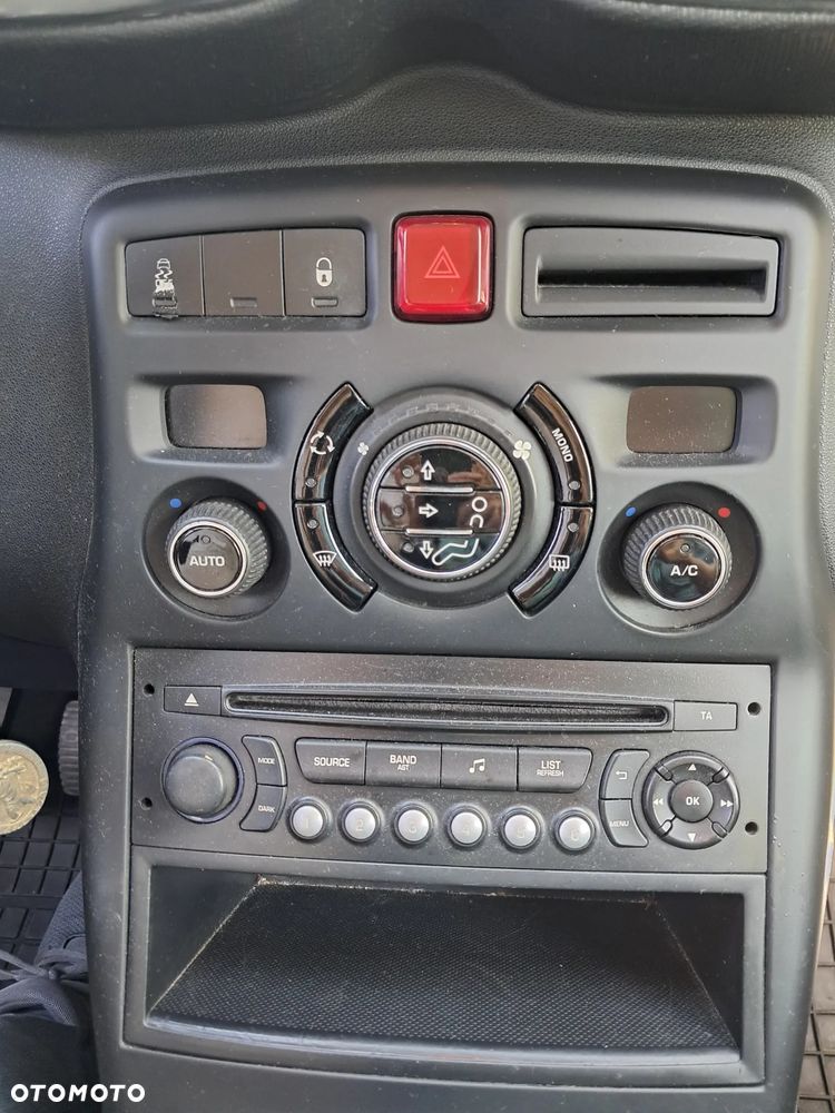 Citroën C3 Picasso HDi 90 FAP Selection - 14