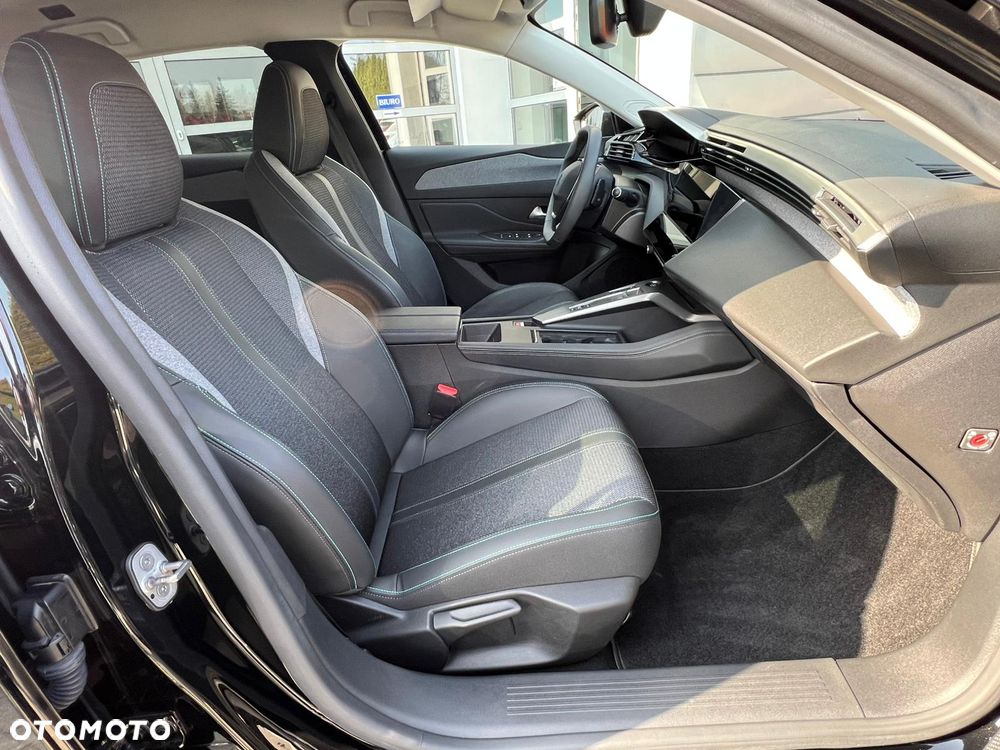 Peugeot 308 PureTech 130 GPF EAT8 Stop & Start Allure Pack - 18