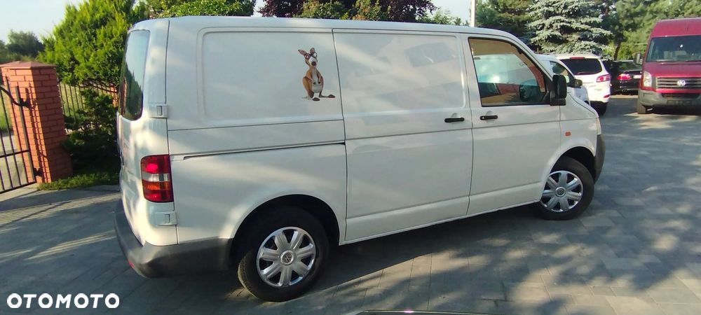 Volkswagen Transporter T5 - 4
