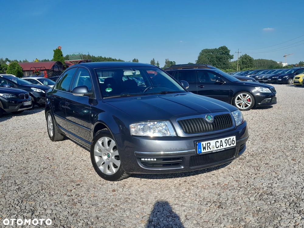 Skoda Superb 2.0 TDI DPF Elegance - 2
