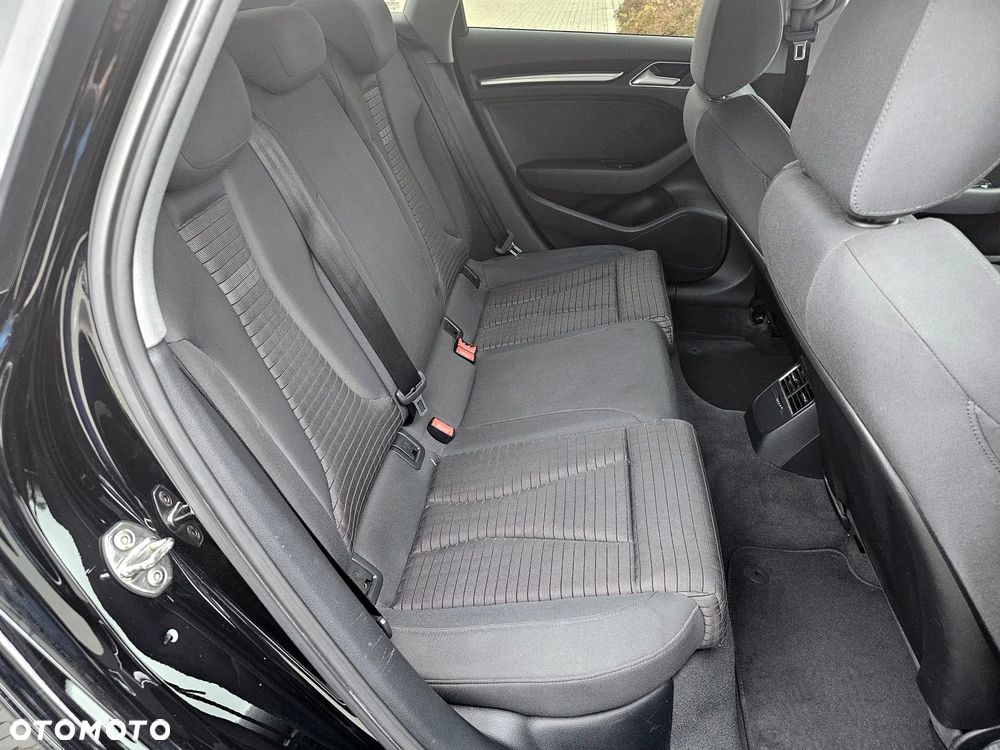 Audi A3 Sportback - 25