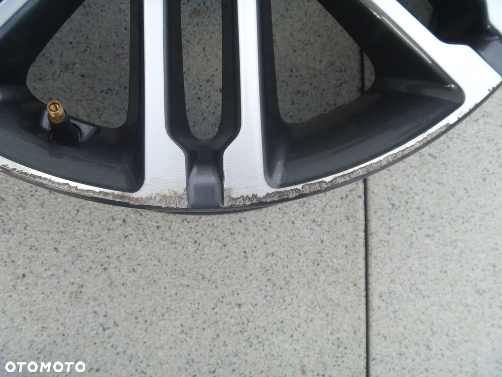 FELGA ALUMINIOWA KIA 6.5Jx17" 52910-H8300 - 2