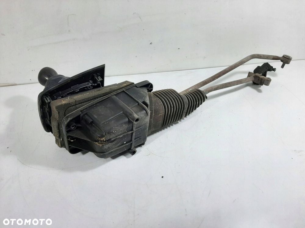 AUDI A4 B7 KOMBI 1.6 06R WYBIERAK LEWAREK BIEGOW - 11