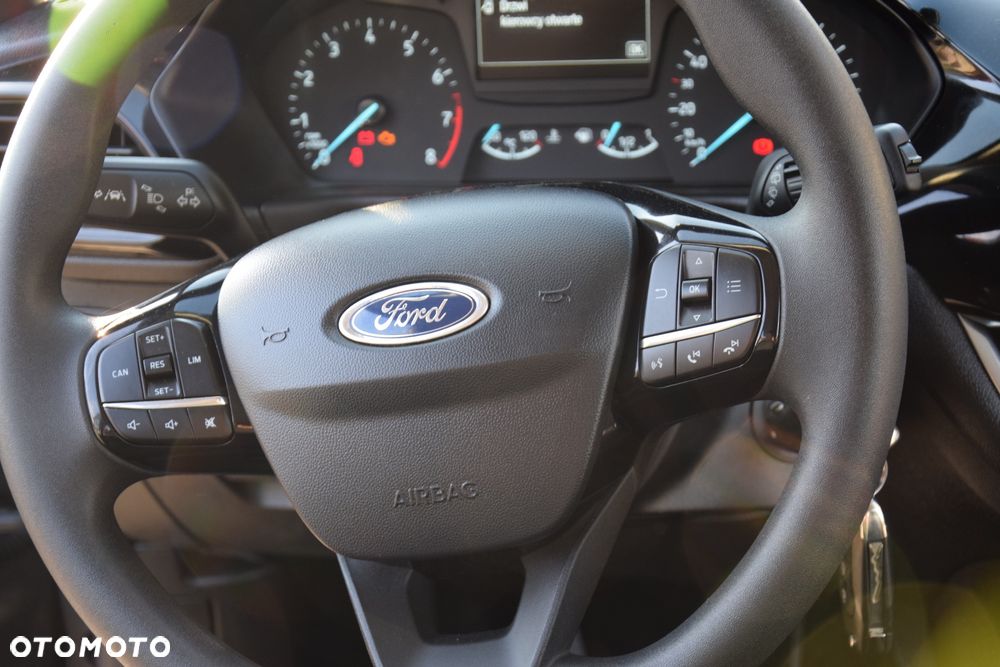 Ford Fiesta - 24