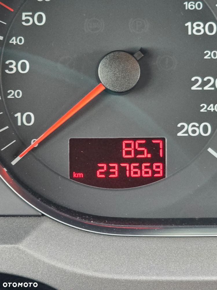 Audi A6 Avant 2.4 - 17