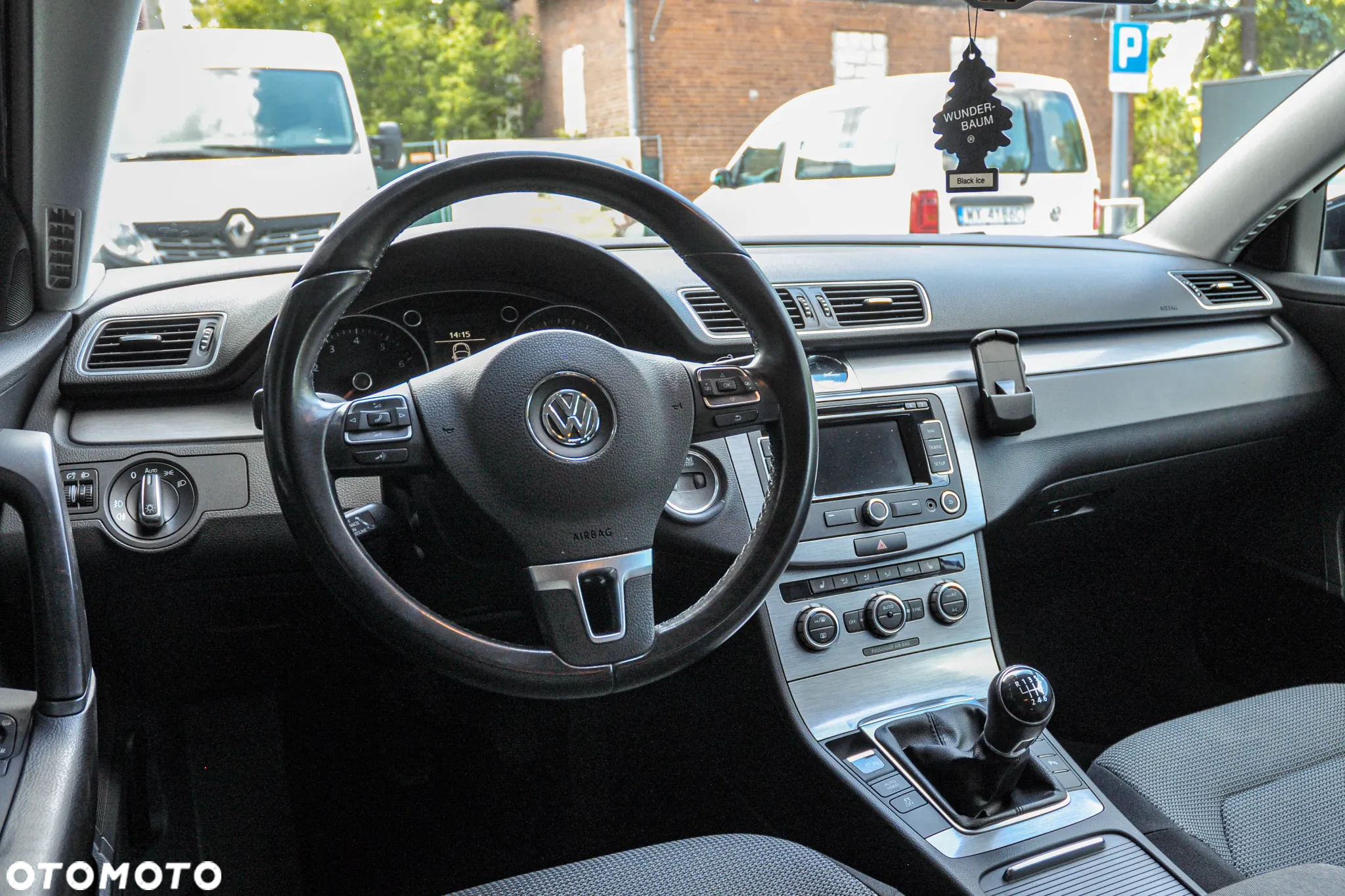 Volkswagen Passat 1.4 TSI BMT Comfortline - 10