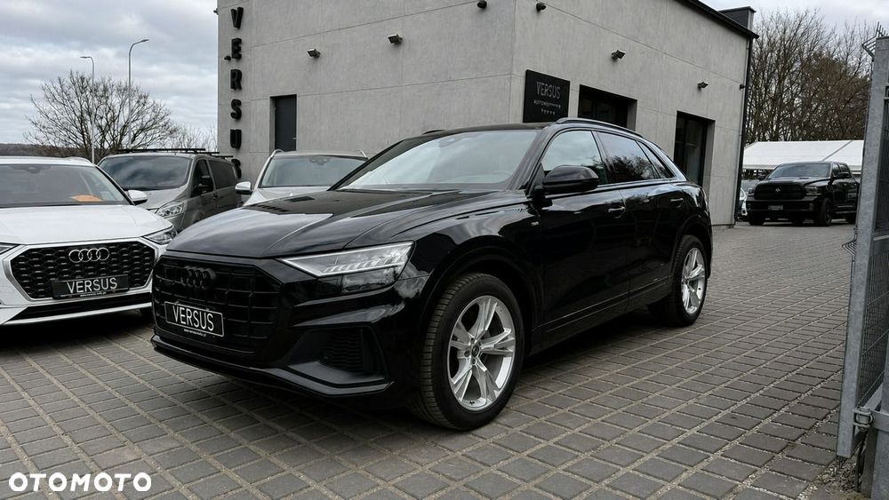 Audi Q8 - 2