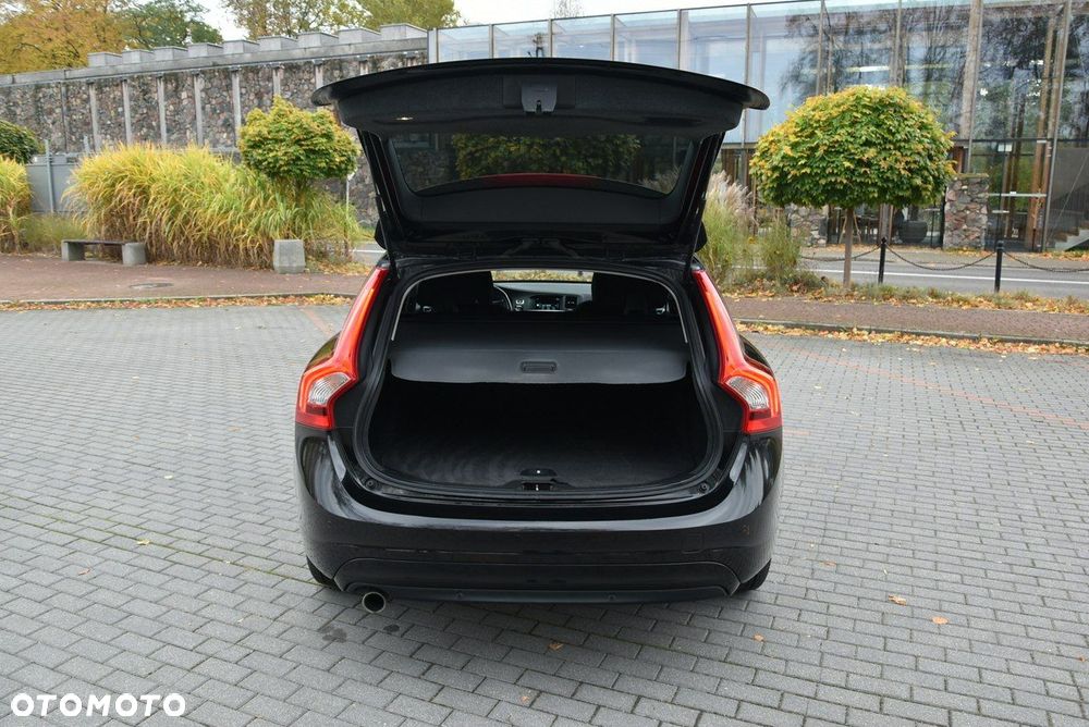 Volvo V60 D2 Kinetic - 27