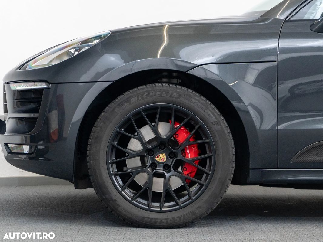 Porsche Macan - 11