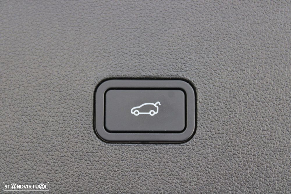 Xpeng G9 AWD Performance - 30