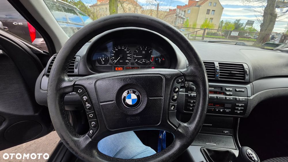 BMW Seria 3 - 11