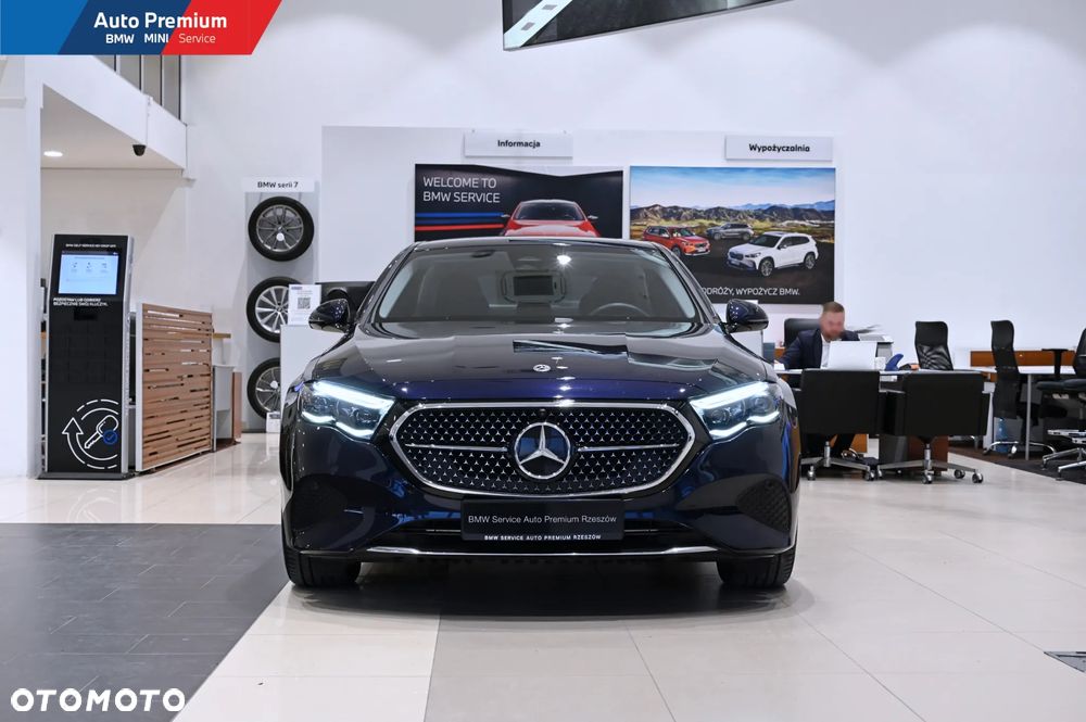 Mercedes-Benz Klasa E 200 d mHEV AMG 9G-Tronic - 3