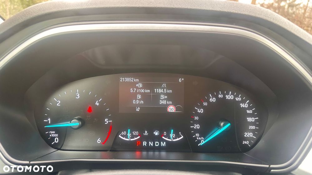 Ford Focus 1.5 EcoBlue Start-Stopp-System ST-LINE DESIGN - 25