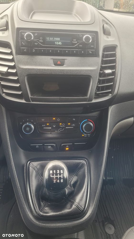 Ford Transit Connect - 13