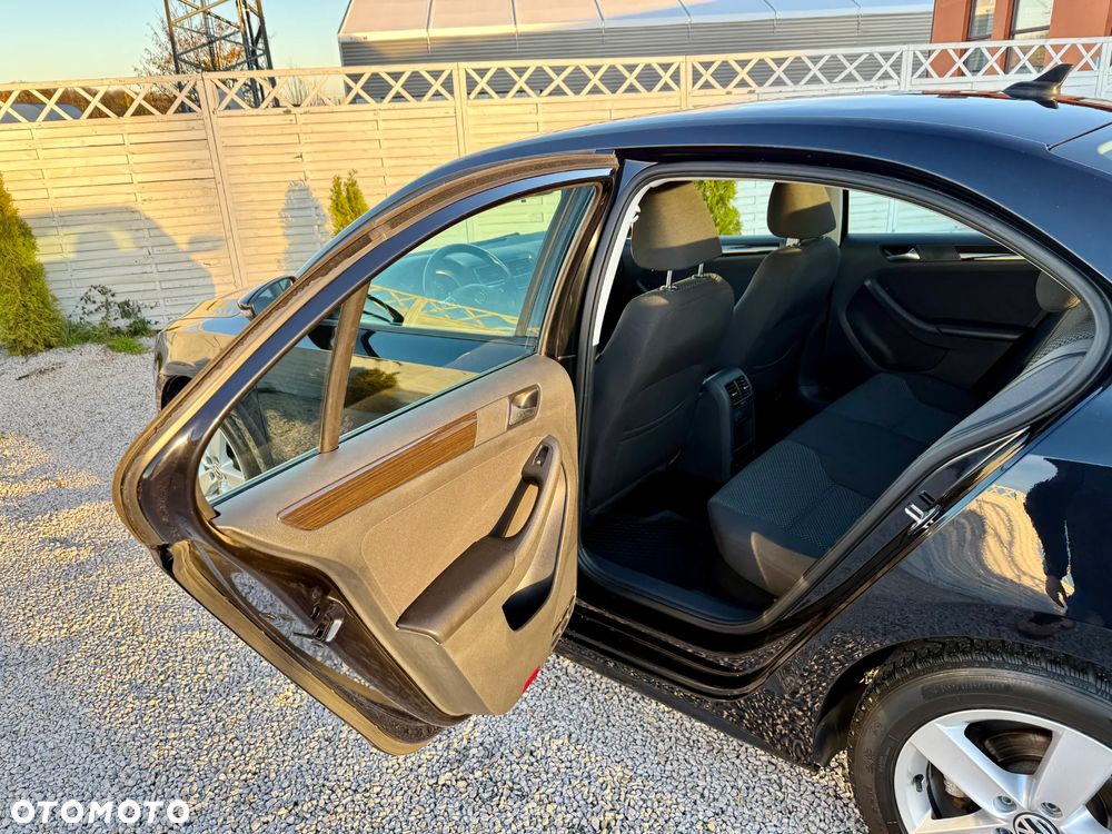 Volkswagen Jetta 2.0 TDI DPF BMT Comfortline - 31