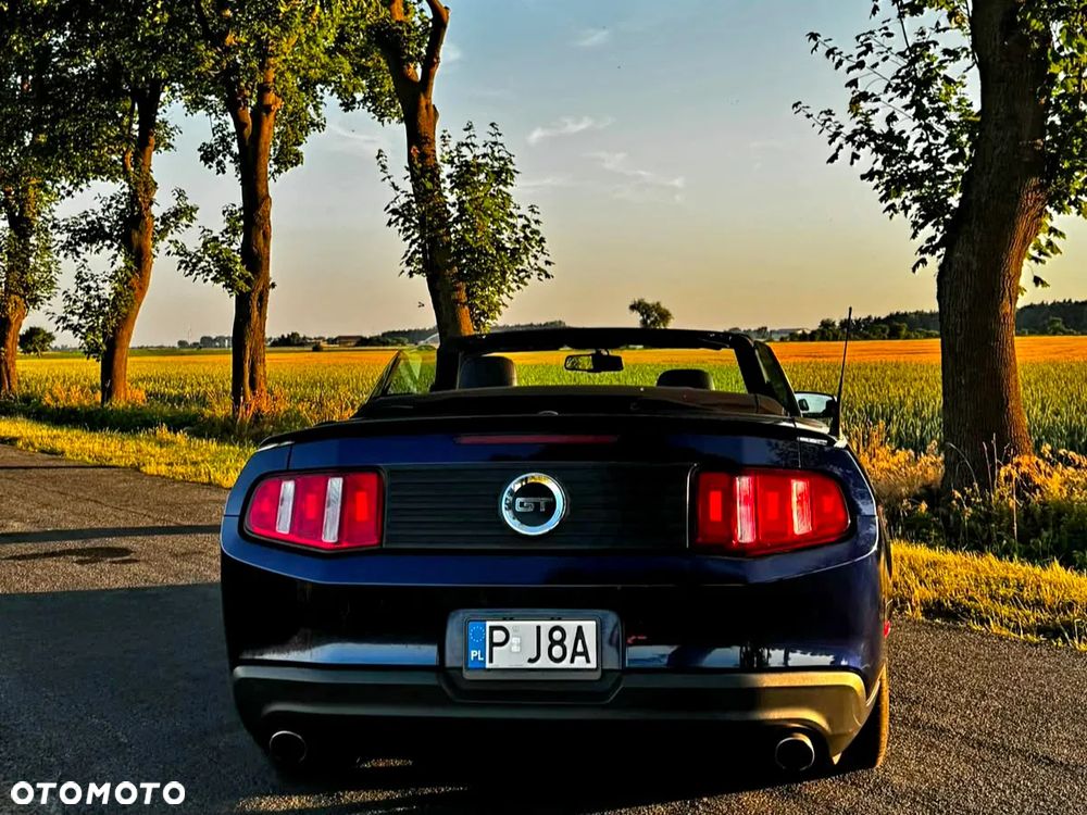 Ford Mustang - 3