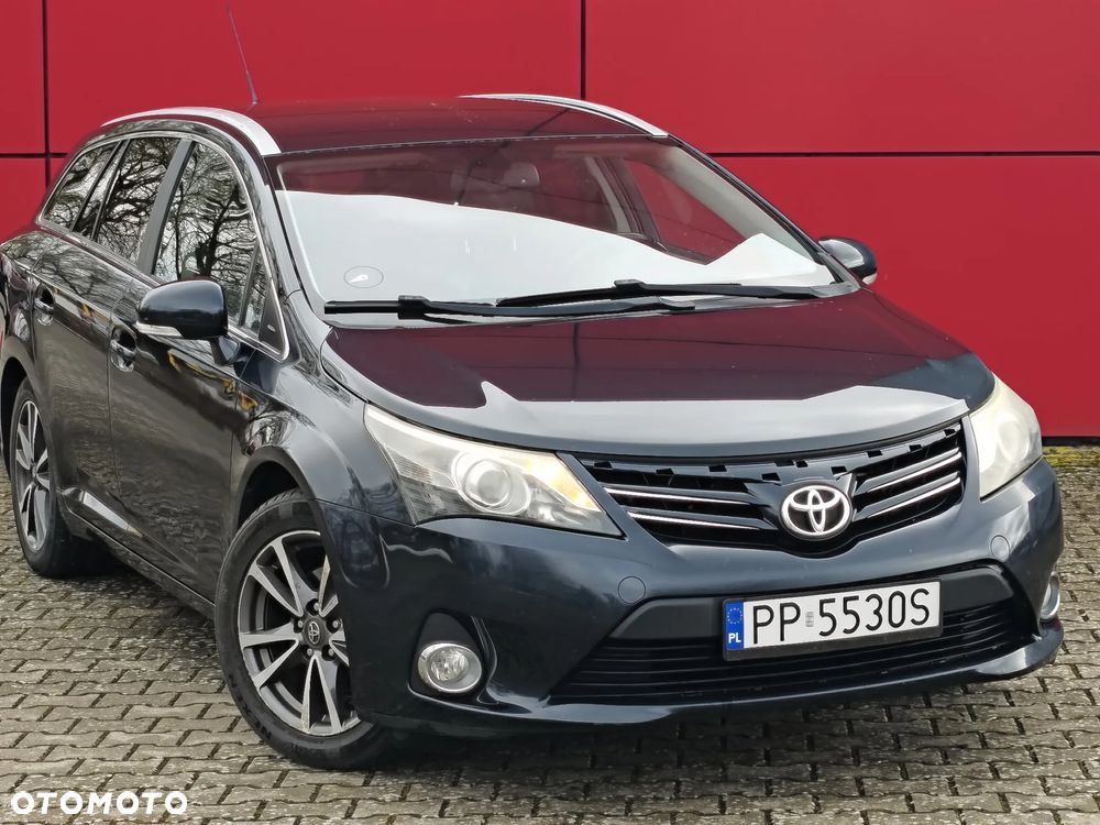 Toyota Avensis 2.0 D-4D Comfort - 8