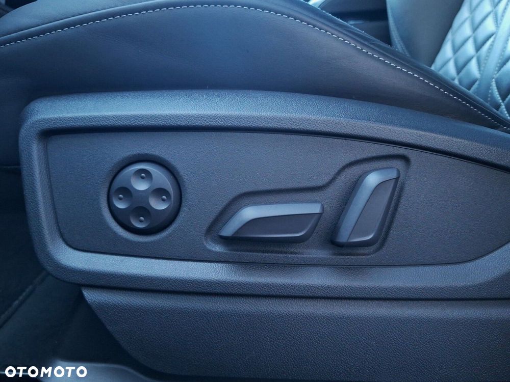 Audi Q5 55 TFSI e Quattro S Line S tronic - 25