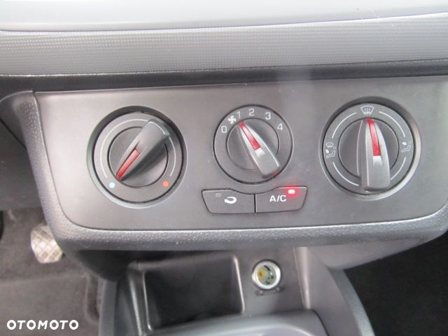 Seat Ibiza 1.4 16V Passion - 19