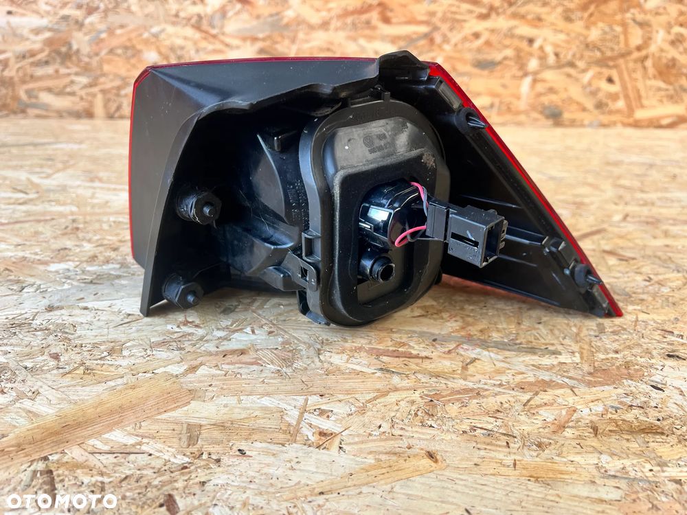 LAMPA TYLNA LEWA lewy tył VW GOLF VII 7 Europa 5G0945095M 90052057A - 5