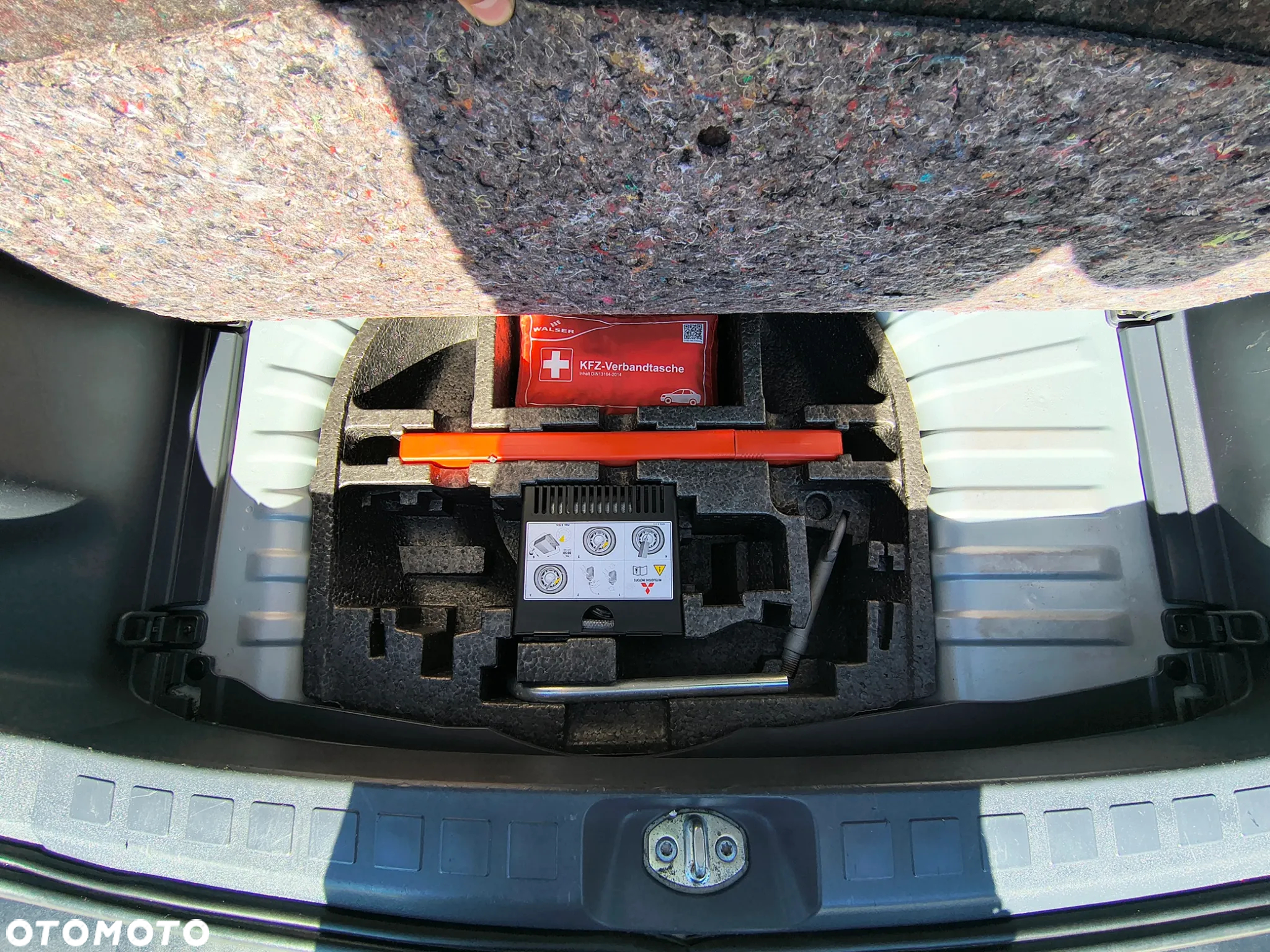 Mitsubishi Colt - 37