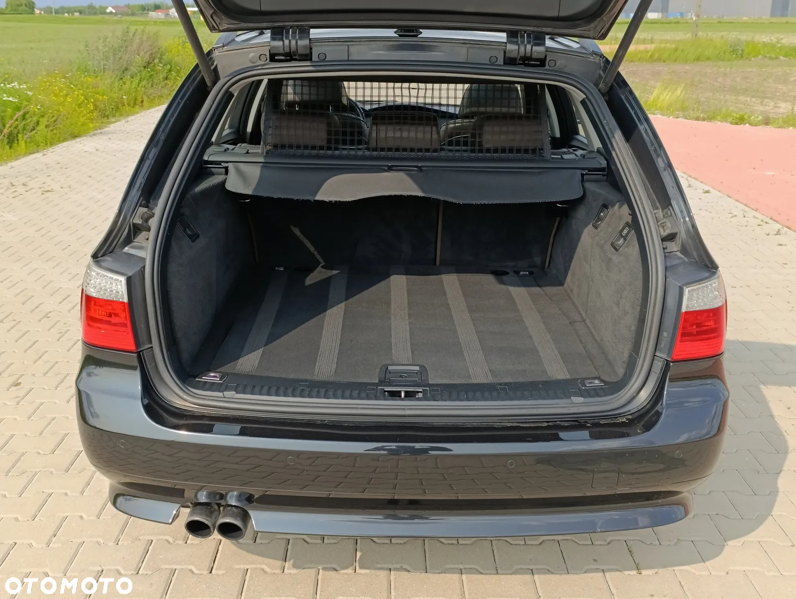BMW Seria 5 535d - 24