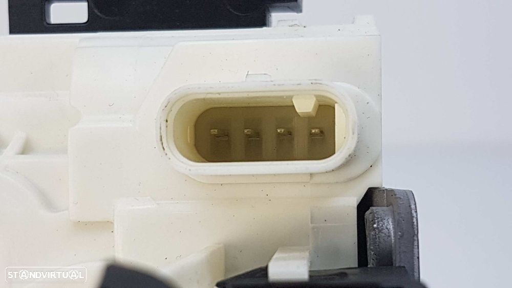 FECHADURA PORTA TRASEIRA DIREITA MERCEDES CLASE GLA (W156) GLA 200 CDI (156.908) - 4