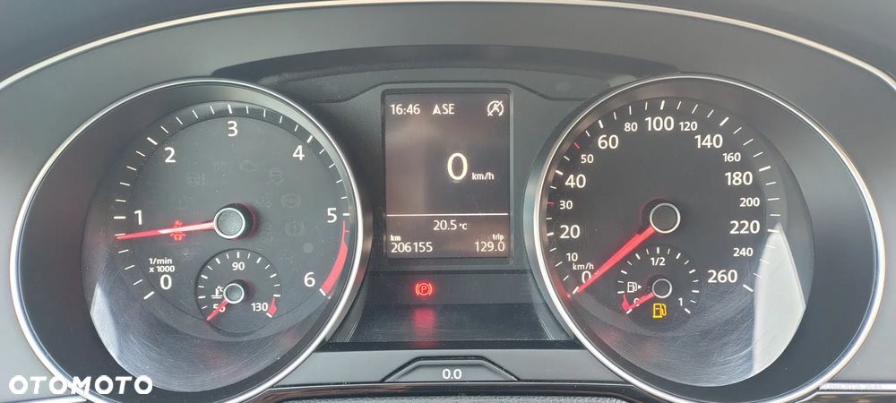 Volkswagen Passat 2.0 TDI (BlueMotion Technology) Comfortline - 12