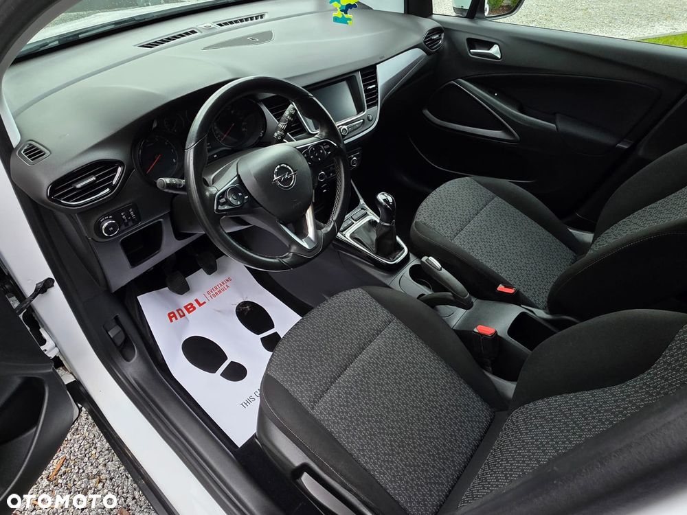 Opel Crossland X - 18