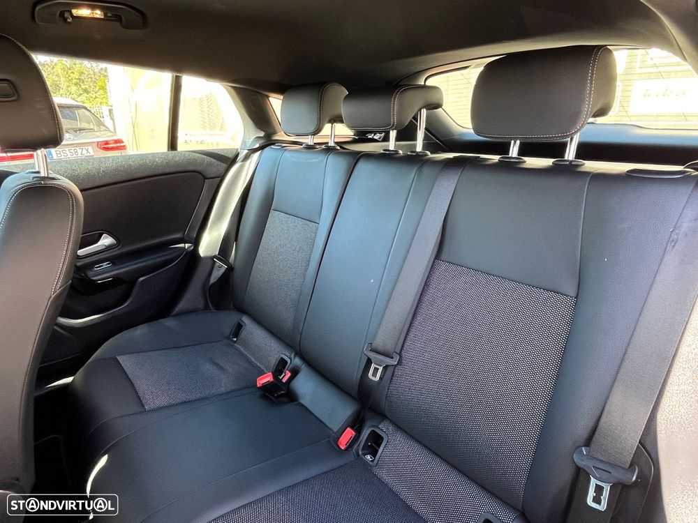 Mercedes-Benz CLA 180 d Shooting Brake Business Solutions - 41