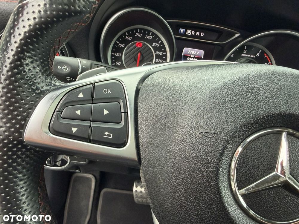 Mercedes-Benz Klasa A AMG 45 4Matic AMG Speedshift 7G-DCT - 16