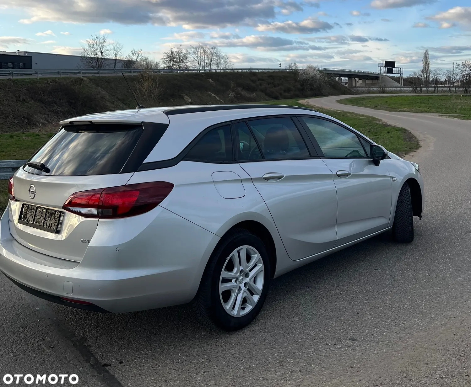 Opel Astra 1.6 CDTI Sports Tourer Active - 6