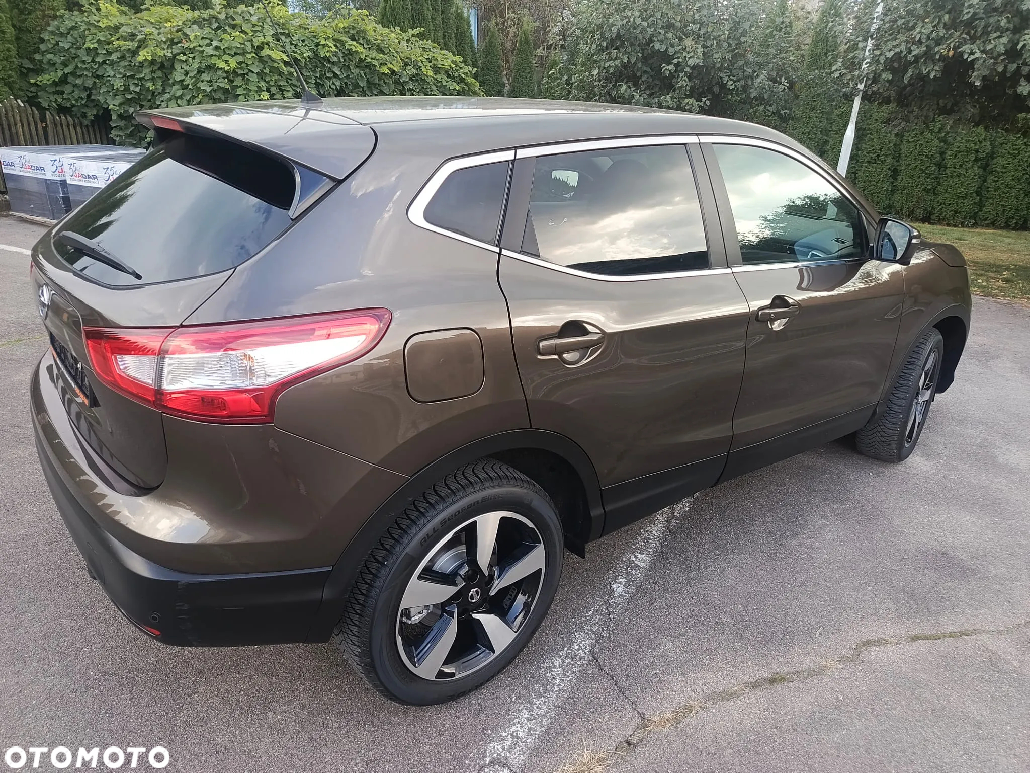 Nissan Qashqai 1.2 DIG-T N-Connecta EU6 - 4