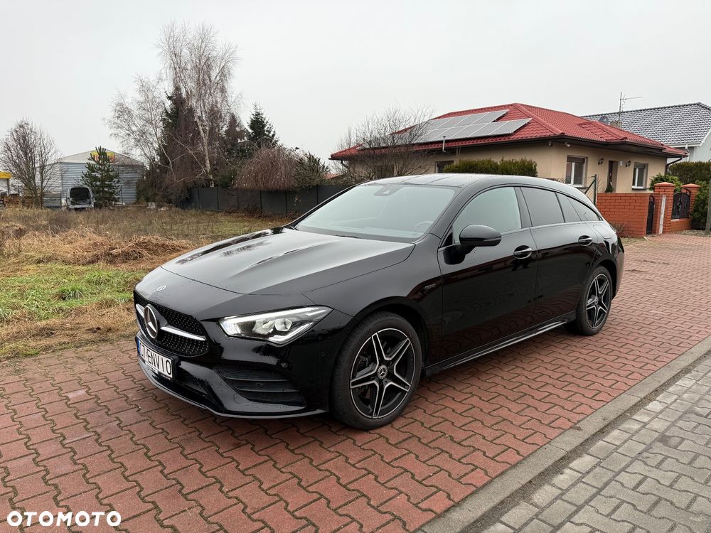 Mercedes-Benz CLA 250 E AMG Line 8G-DCT - 2