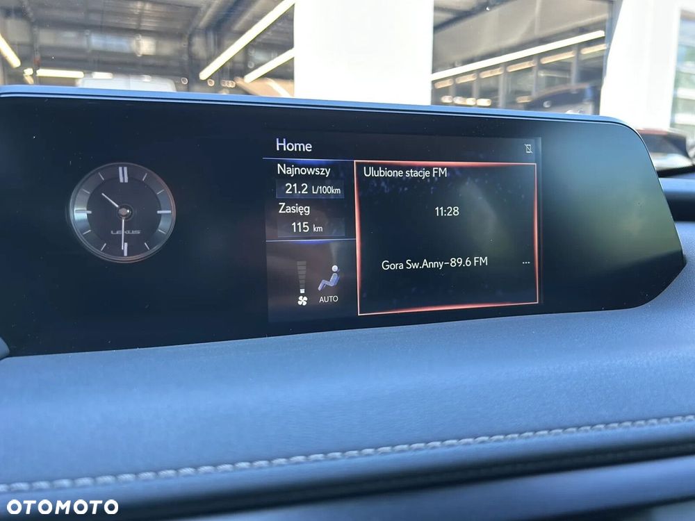 Lexus UX 200 GPF F Impression 2WD - 29