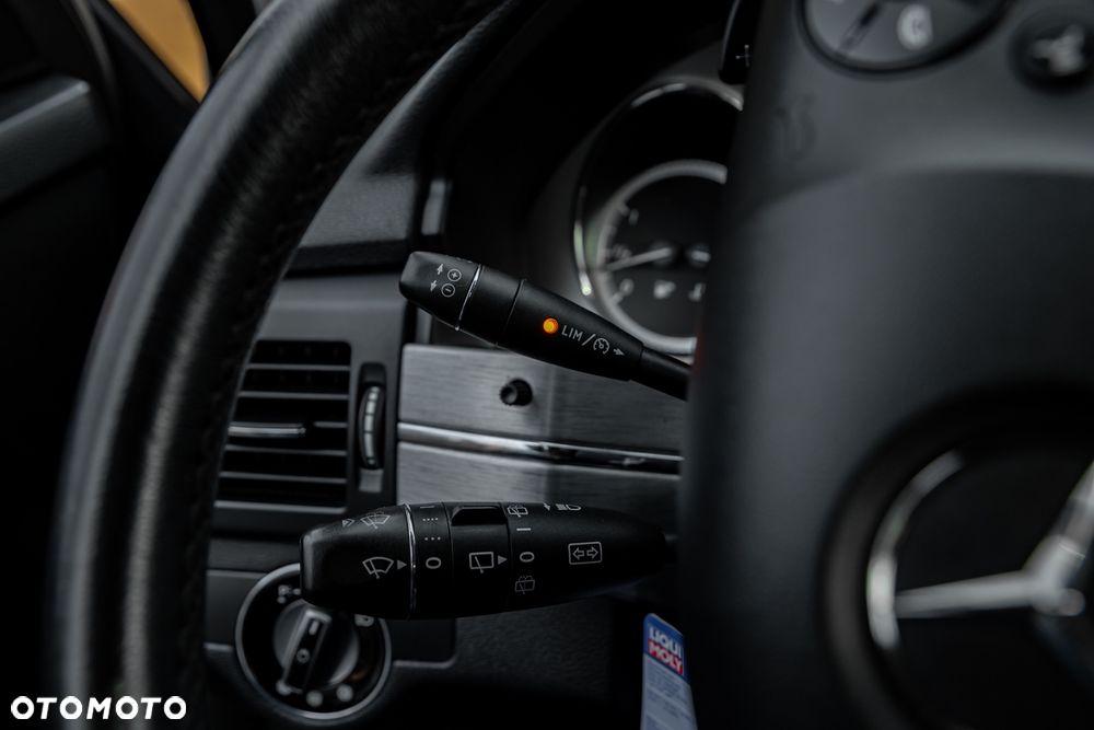 Mercedes-Benz GLK 280 4Matic 7G-TRONIC - 35