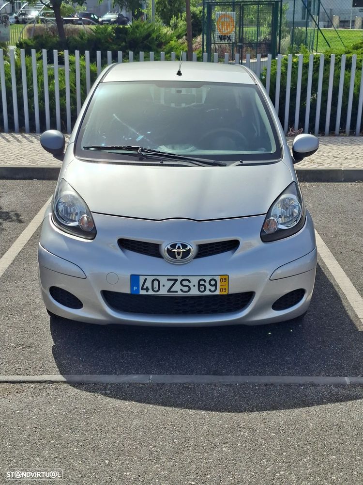 Toyota Aygo Standard - 4