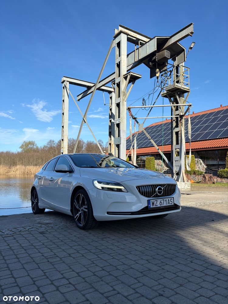 Volvo V40 D3 Geartronic Inscription - 1