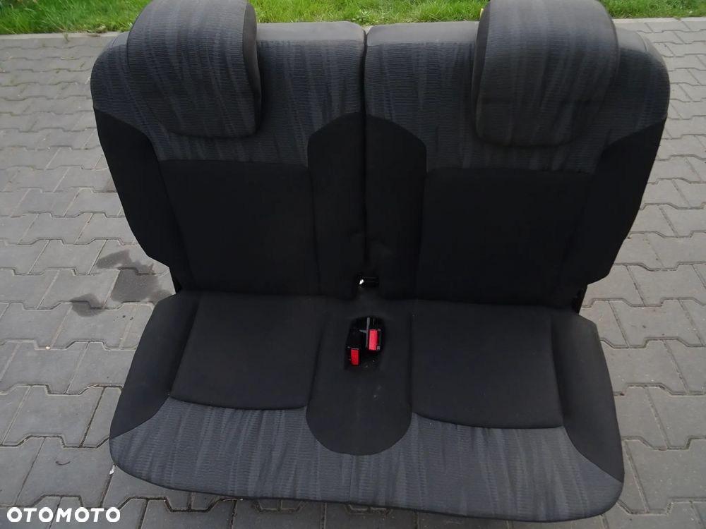 WYPRZEDAZ MIESIACA DACIA LODGY 7 OSOB FOTEL KANAPA TYL 3 RZAD FOTEL PRZEDNIE CZESCI ROZNE - 7