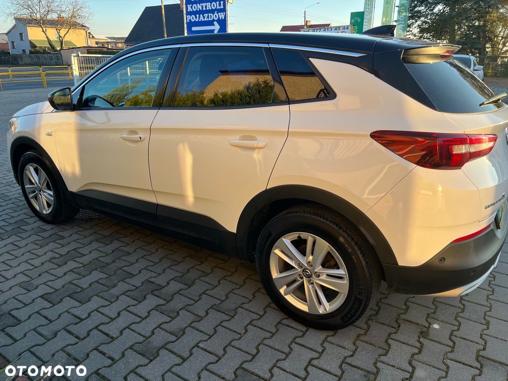 Opel Grandland X 1.2 T GPF Design Line S&S - 22