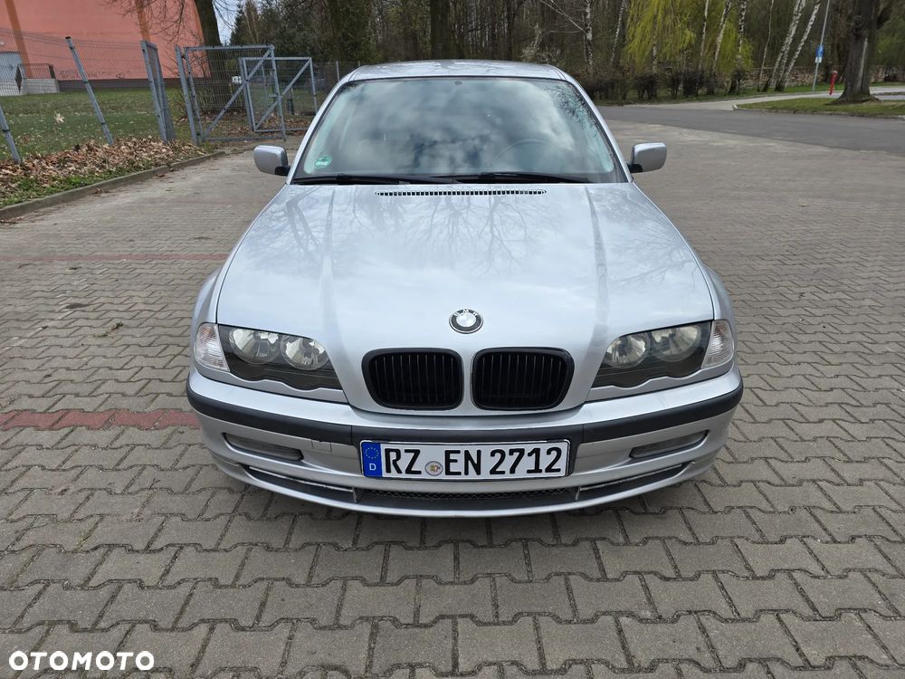 BMW Seria 3 - 8