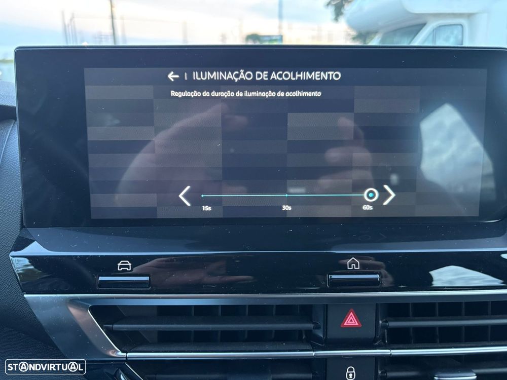 Citroën C4 1.2 PureTech Shine Pack EAT8 - 48